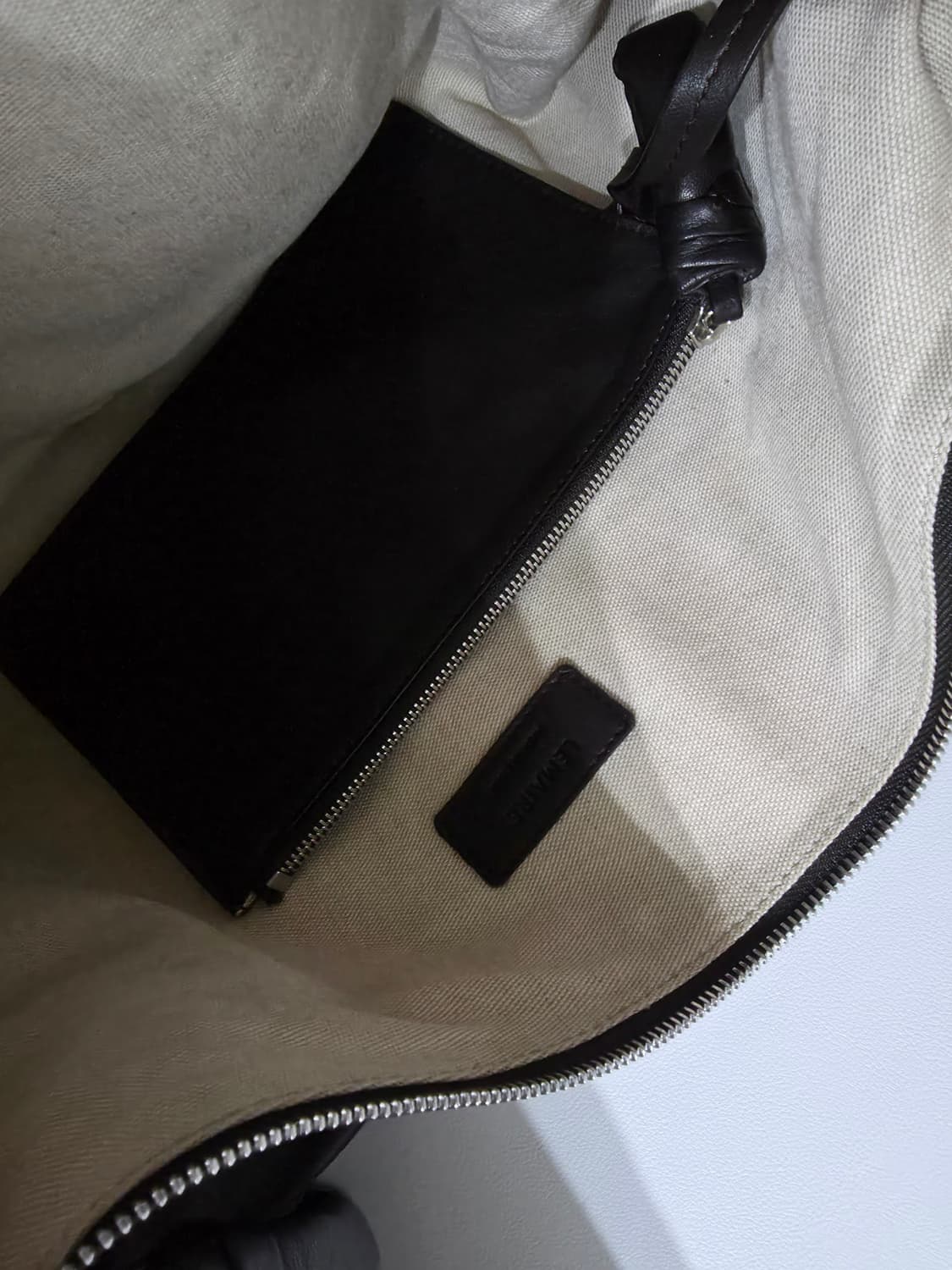 르메르 (LEMAIRE) 크루아상백 라지 사이즈 
다크브라운 20/21  상품이미지3