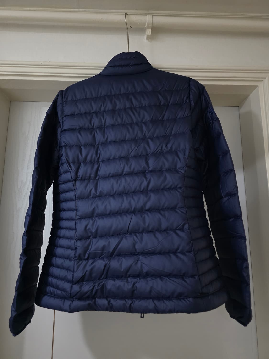 거의새거) 정품 파타고니아 여성 경량 패딩 네이비 S 상품이미지4