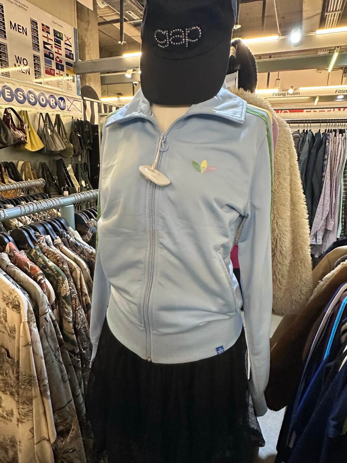 ADIDAS 아디다스 베이비블루 레인보우 삼선져지💯 상품이미지5