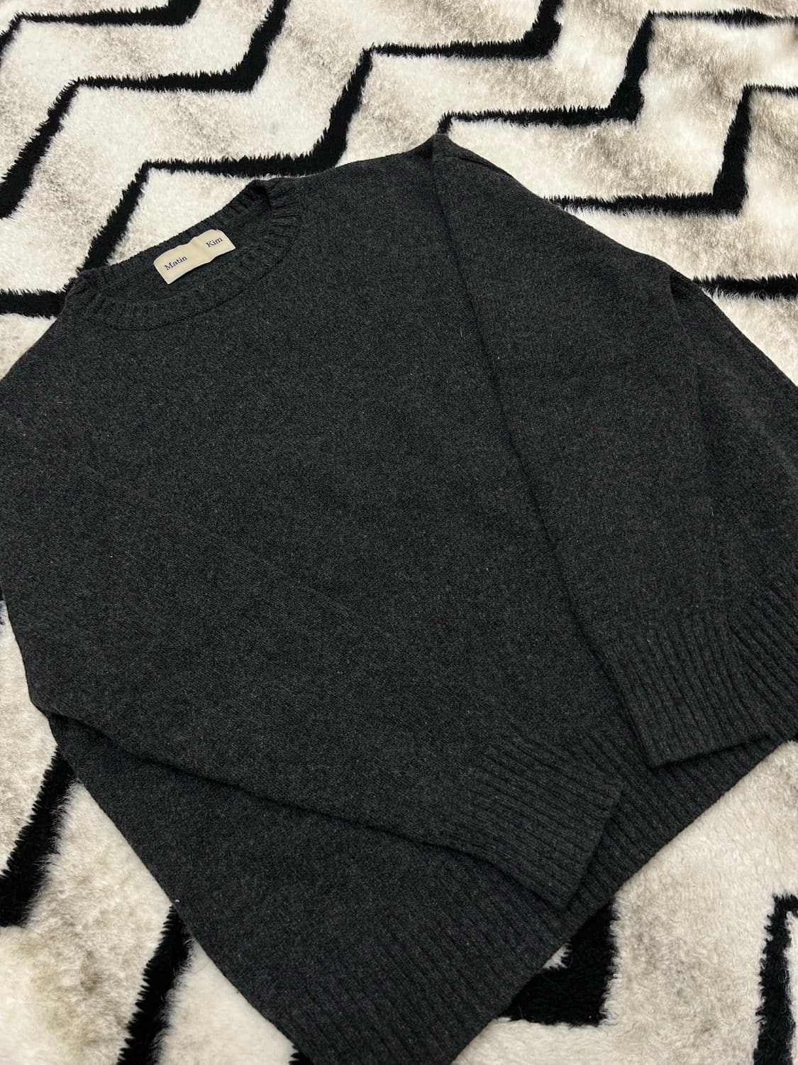 [Free]마뗑킴 라운드 오버핏 니트/그레이 상품이미지2