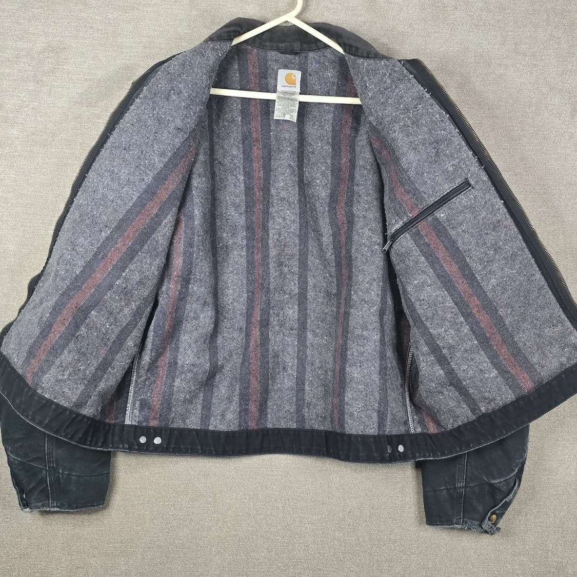 칼하트 J01 빈티지 디트로이트 자켓 블랙 상품이미지4