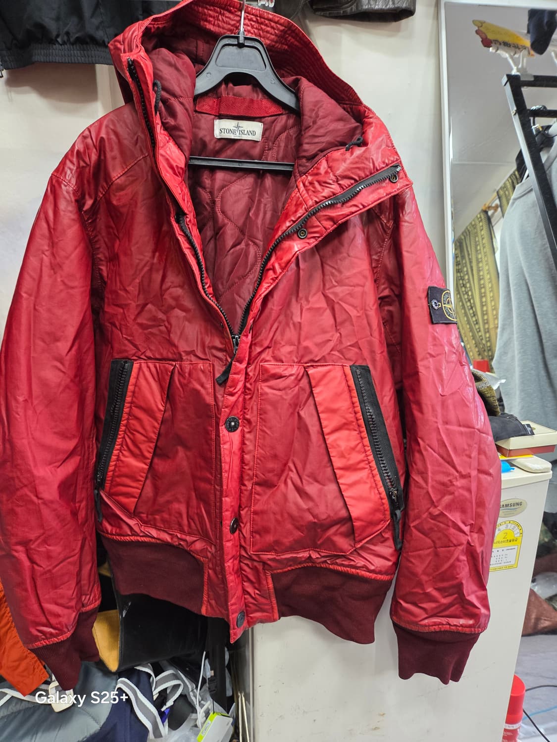 스톤   아일랜드   레드   패딩 상품이미지1