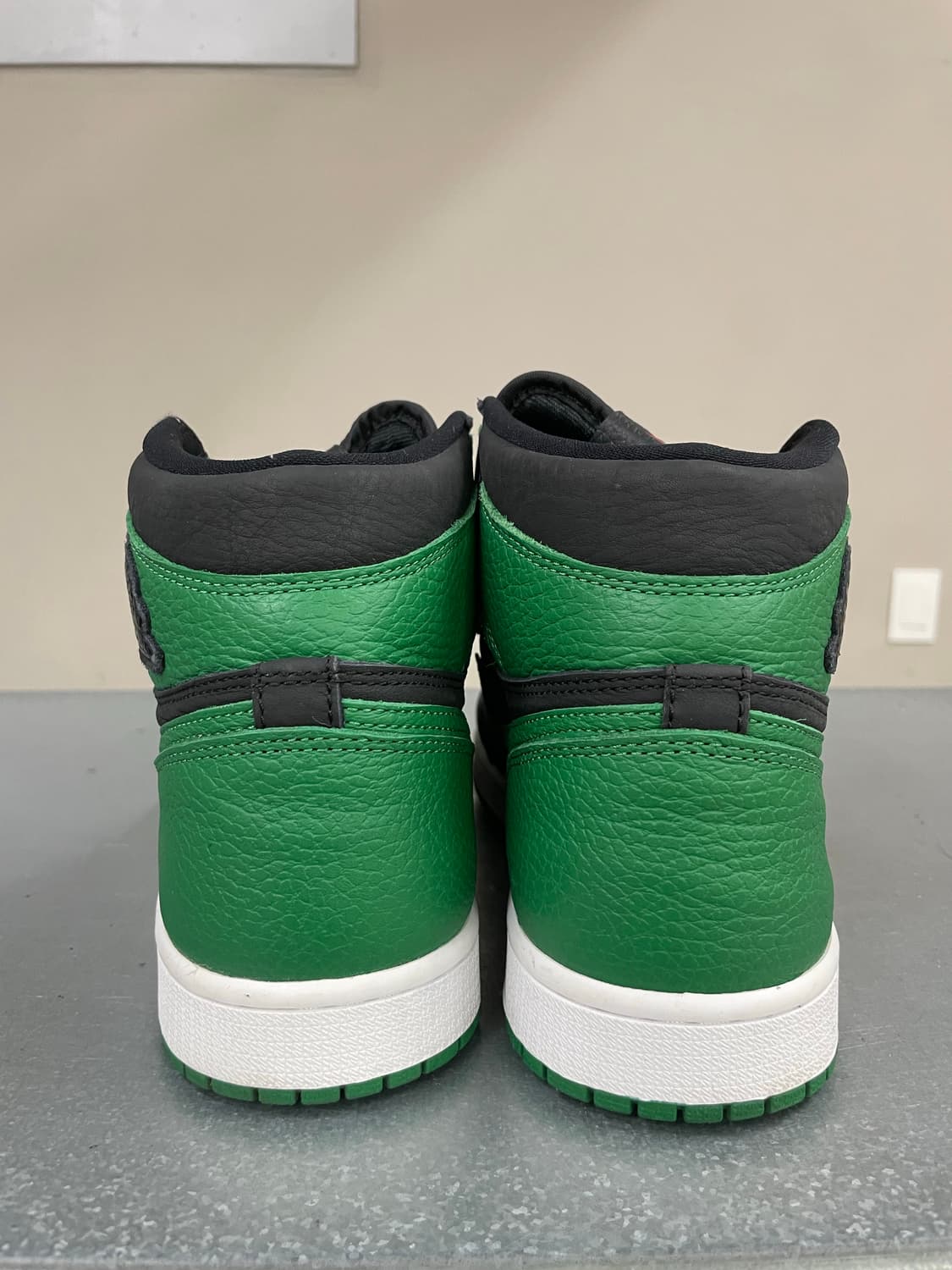 나이키 에어 조던 1 260 상품이미지2