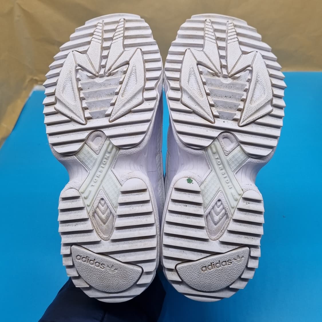 아디다스 키엘로 운동화225 상품이미지3