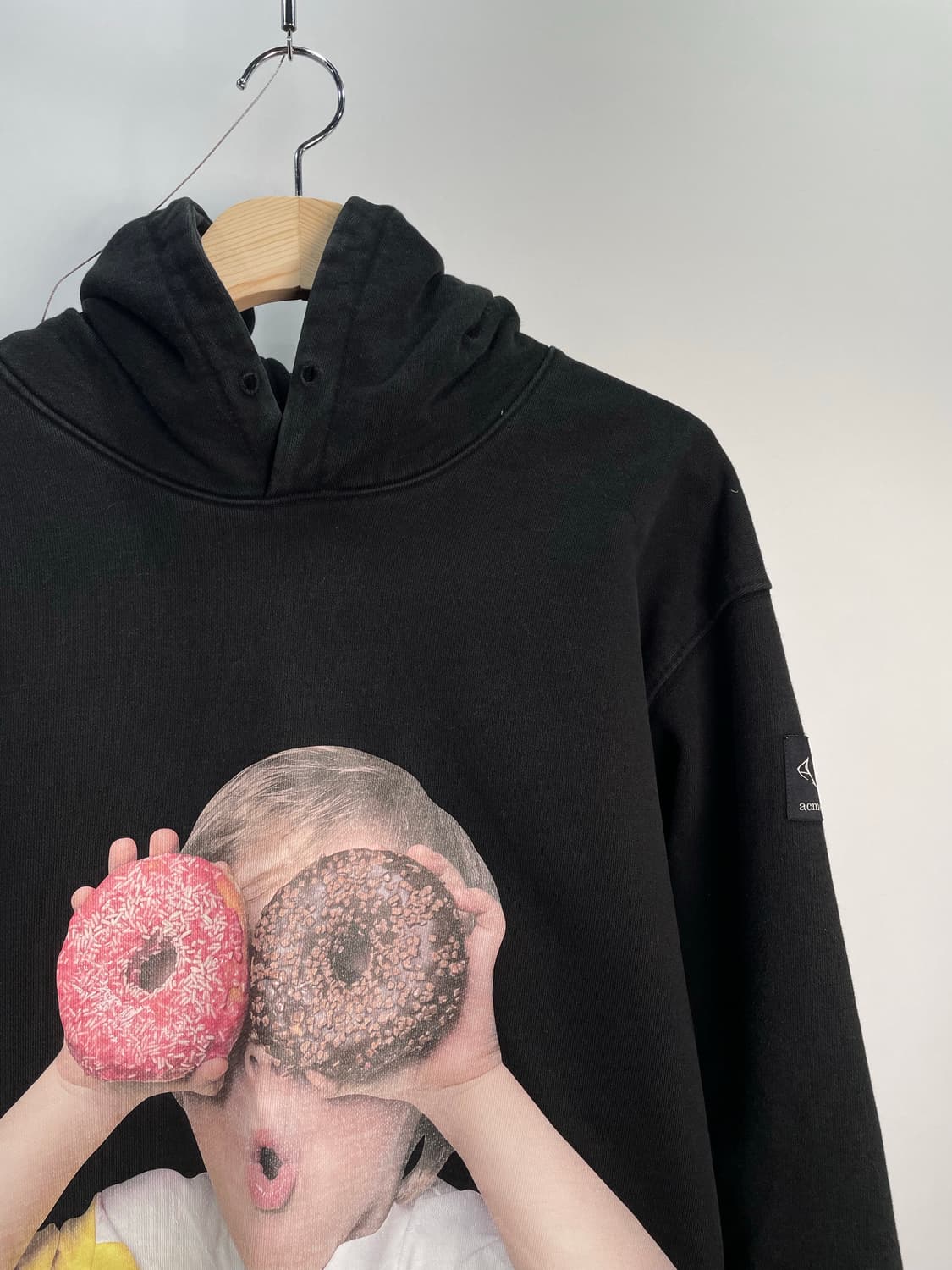 아크메드라비 후드티 상품이미지2