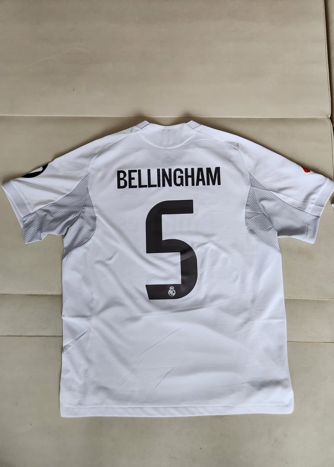25/26 레알마드리드 벨링엄 어센틱 버전(약105사이즈) 상품이미지2
