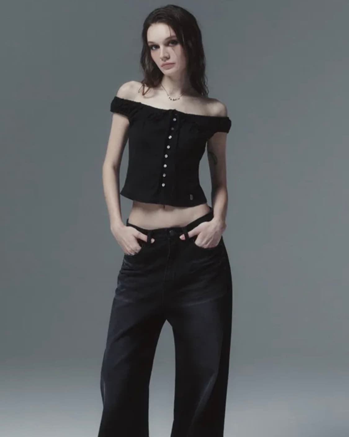 이네기 Faye Strap Blouse (black) 상품이미지1