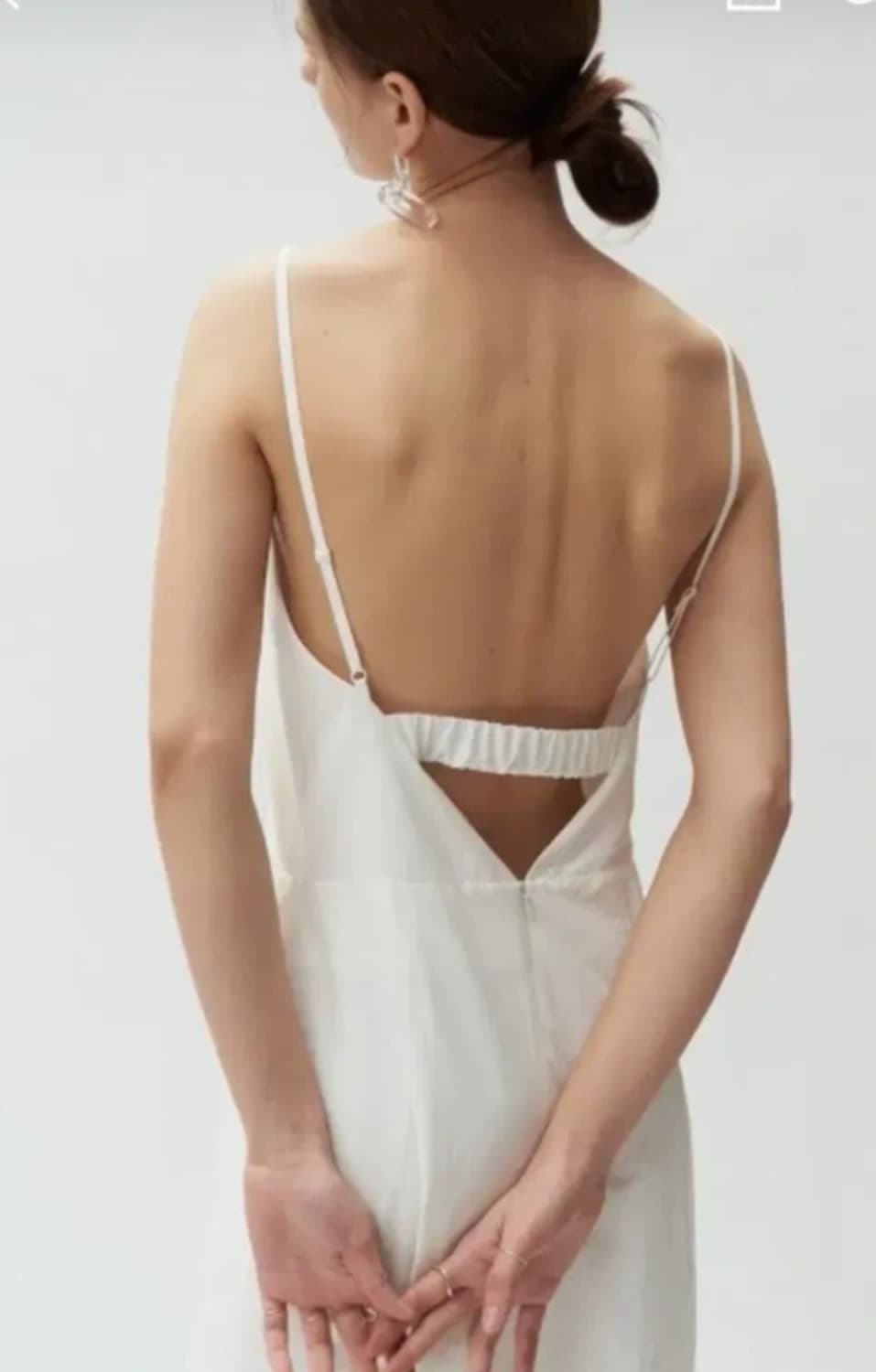 다이애그널 슬릿 트임 밴딩 절개 스냅 린넨 원피스 화이트 맥시 롱 상품이미지1