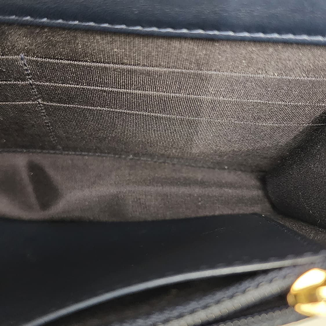 샤넬 네이비 램스킨 금장 보이 WOC 크로스백 A80287 상품이미지10