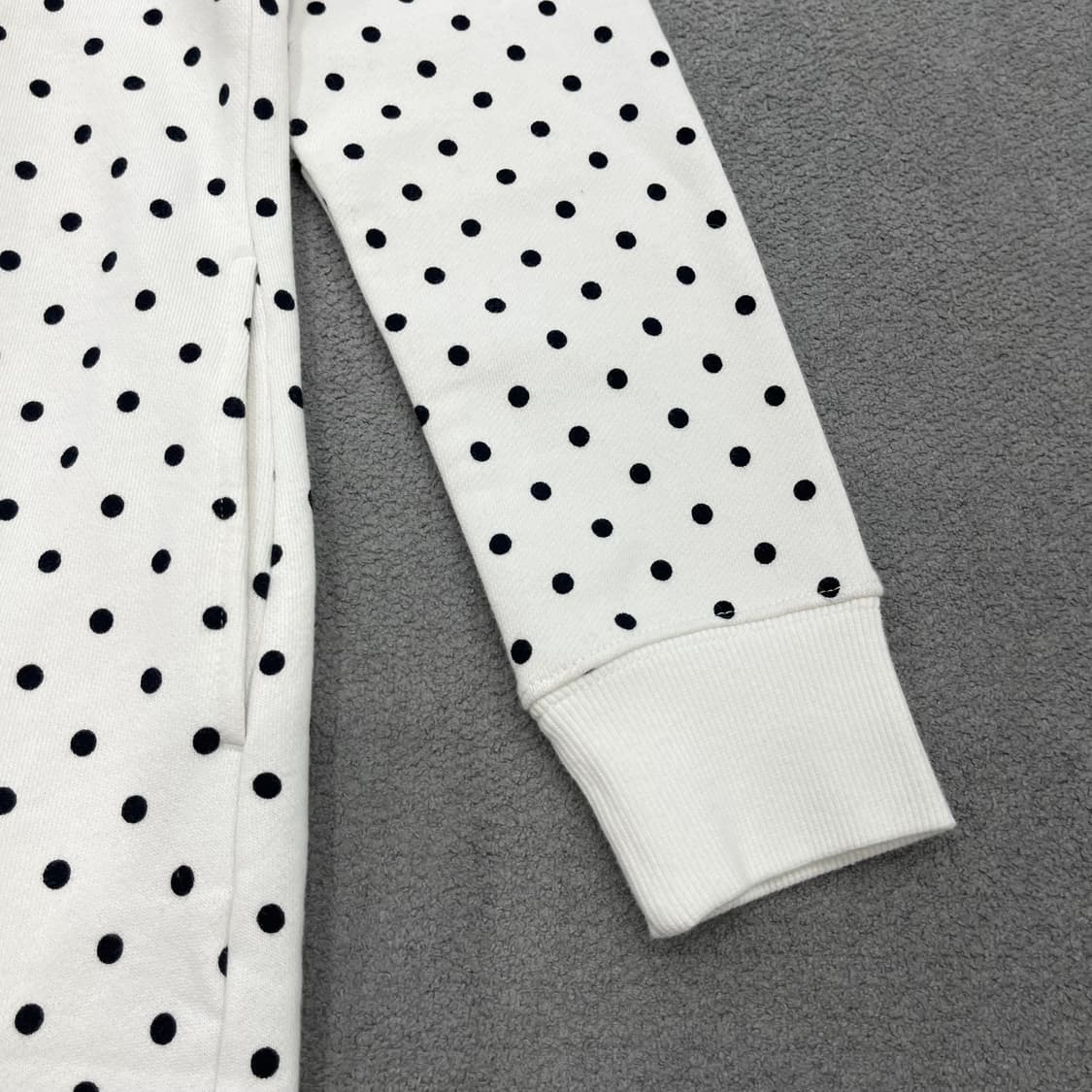S 유니클로 도트 롱 맨투맨 상품이미지3
