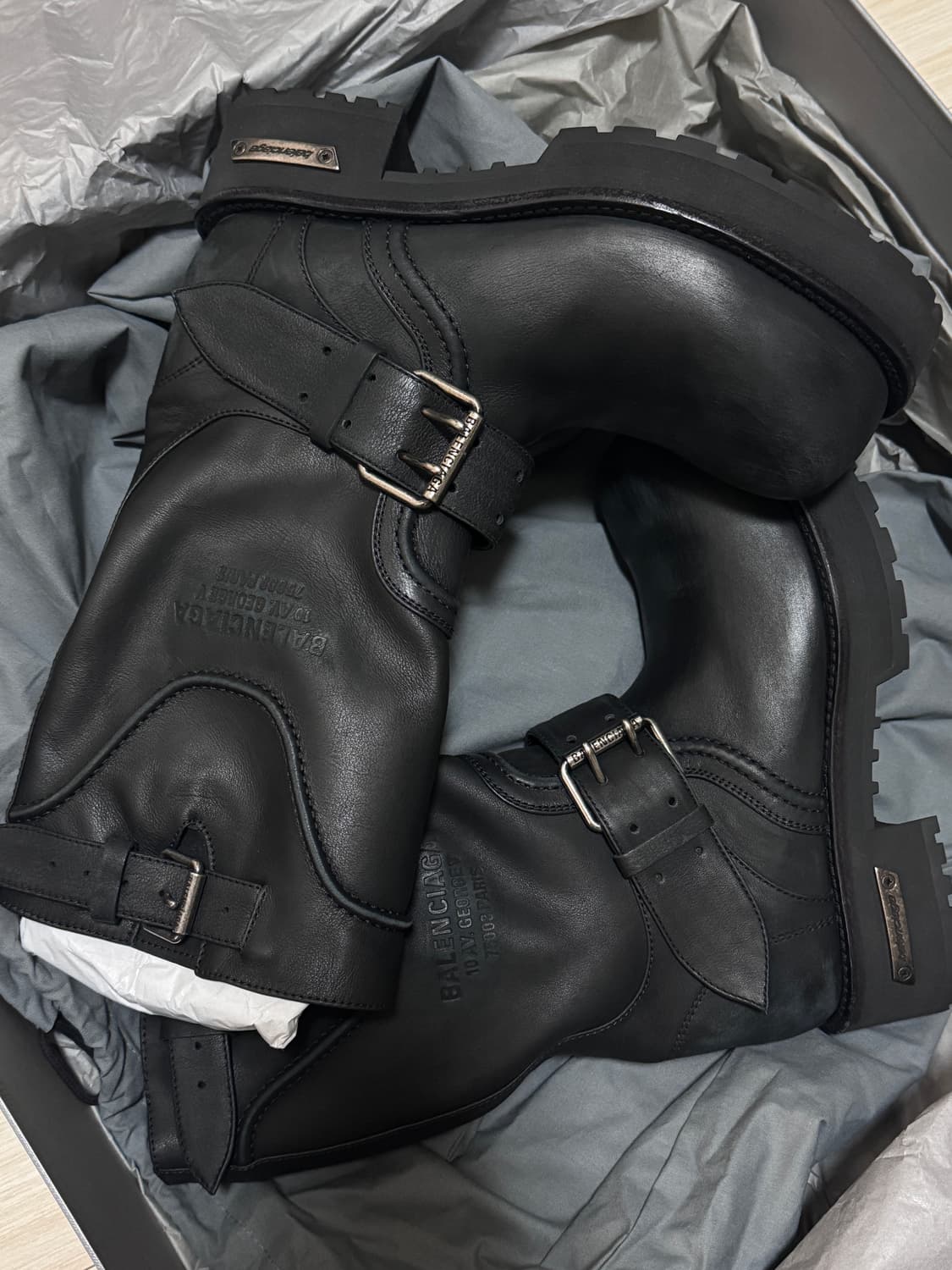 [42] 발렌시아가 베놈 부츠 미드 상품이미지1