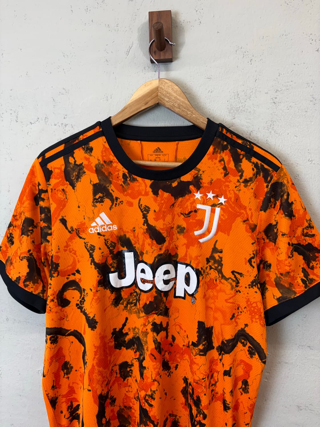 아디다스 유벤투스 21-22 써드 노마킹 유니폼 상품이미지3