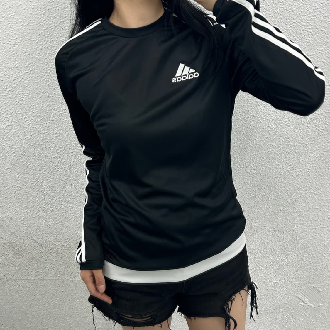 아디다스 화이트라인 블랙 싸커티 M (새상품) 상품이미지2