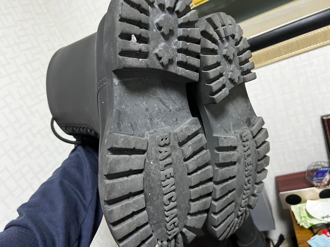 발렌시아가 스테로이드 부츠 42사이즈 상품이미지3