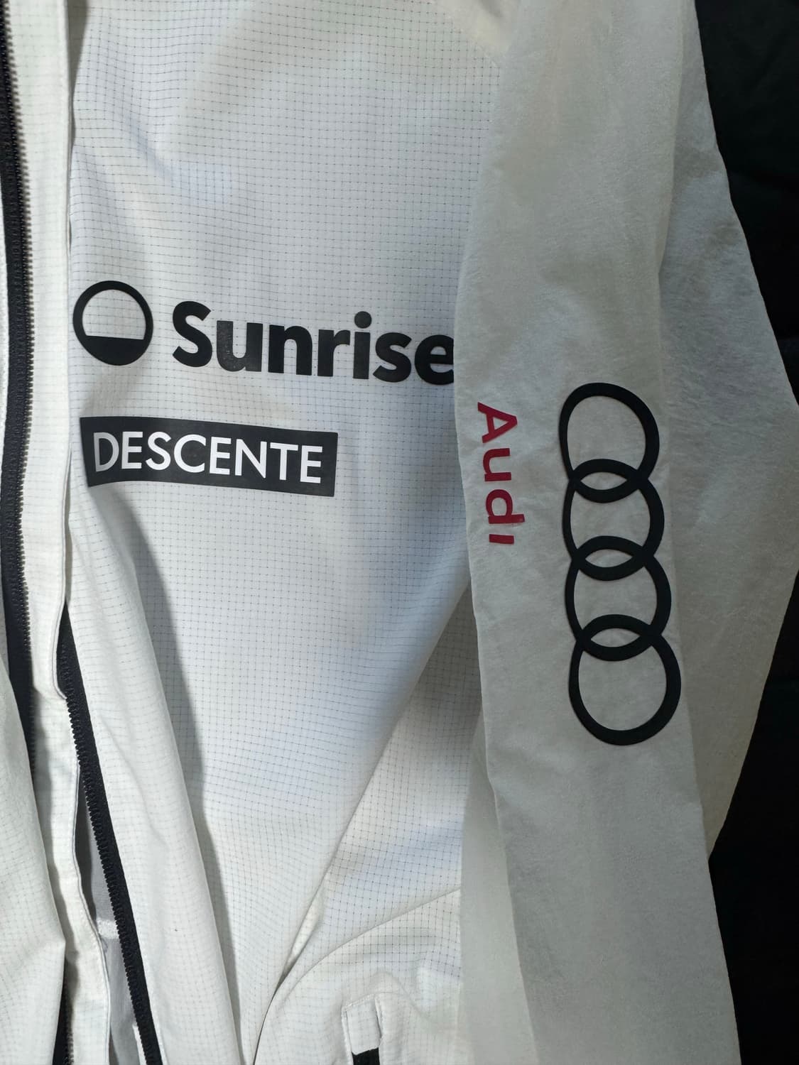 데쌍트 바람막이xl 상품이미지3