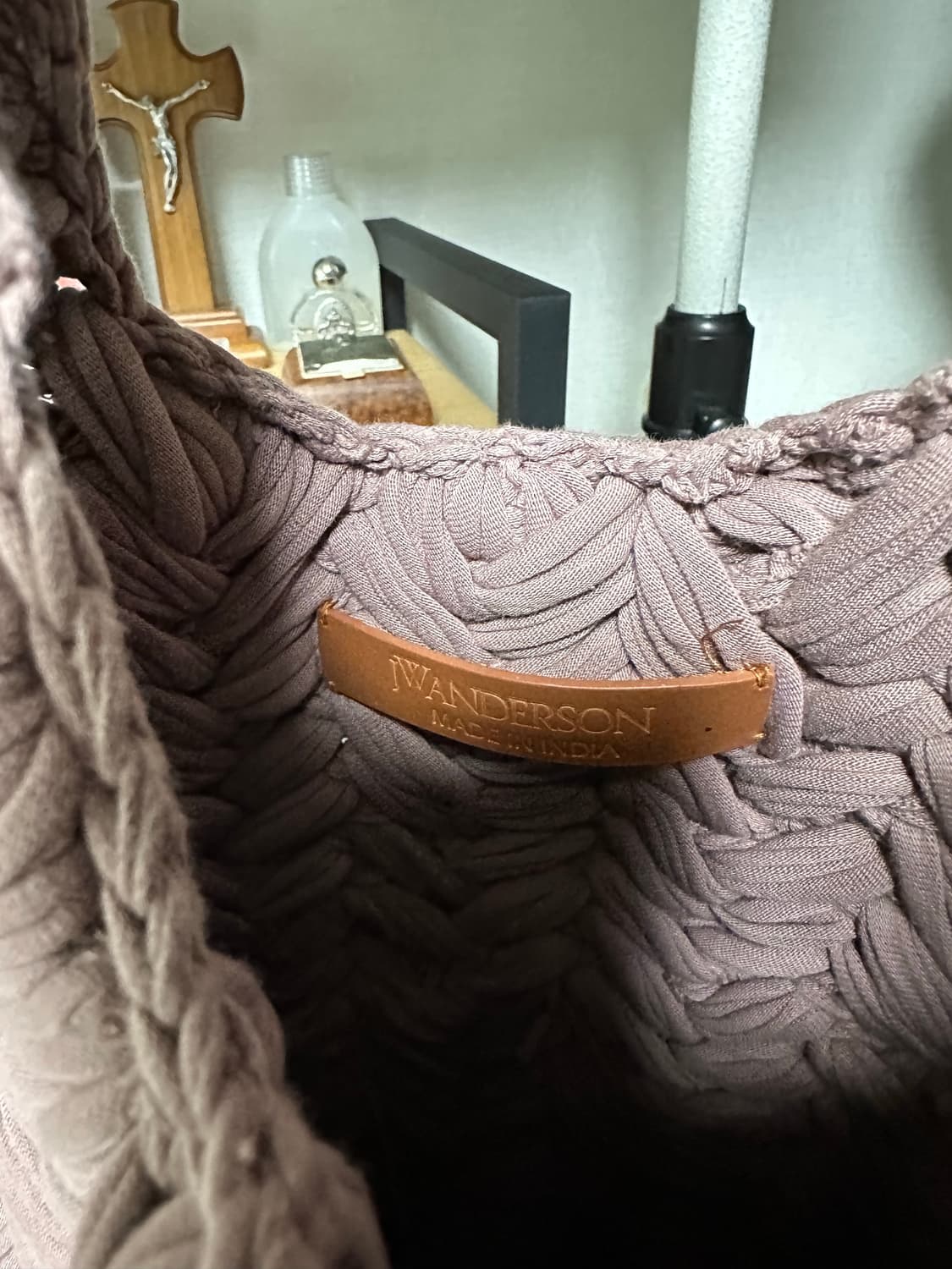 JW 앤더슨 트위스트 숄더백 상품이미지3