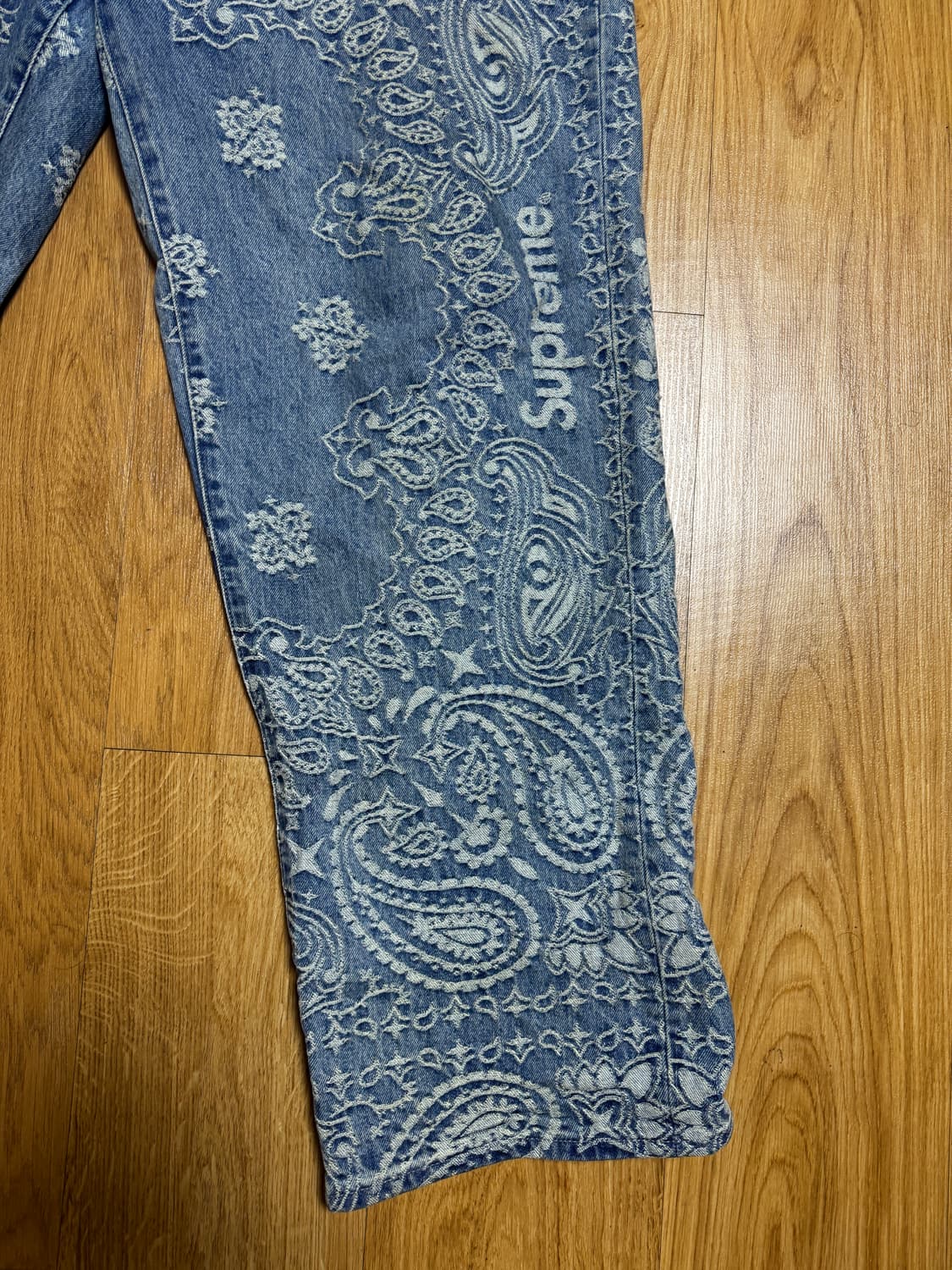 34)슈프림 자카드 반다나 배기진 블루 상품이미지6