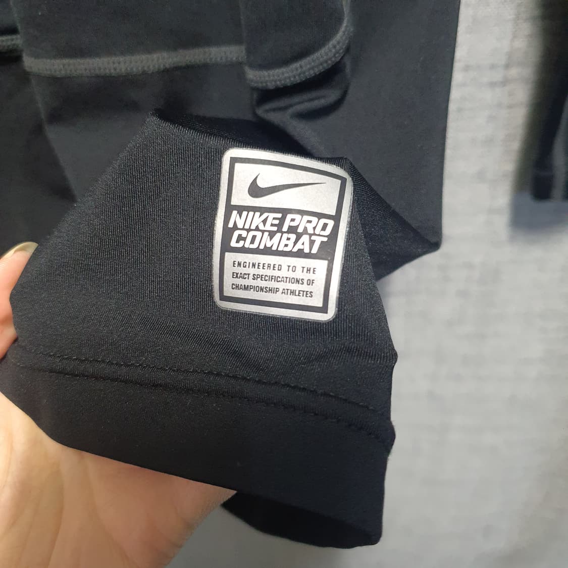 나이키 프로 컴뱃 긴팔 블랙 드라이핏  상품이미지3