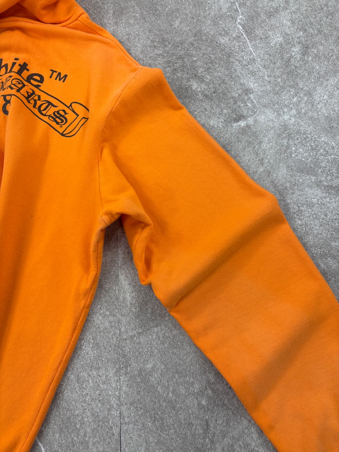 Chrome Hearts x Off white Logo Hoodie 상품이미지4