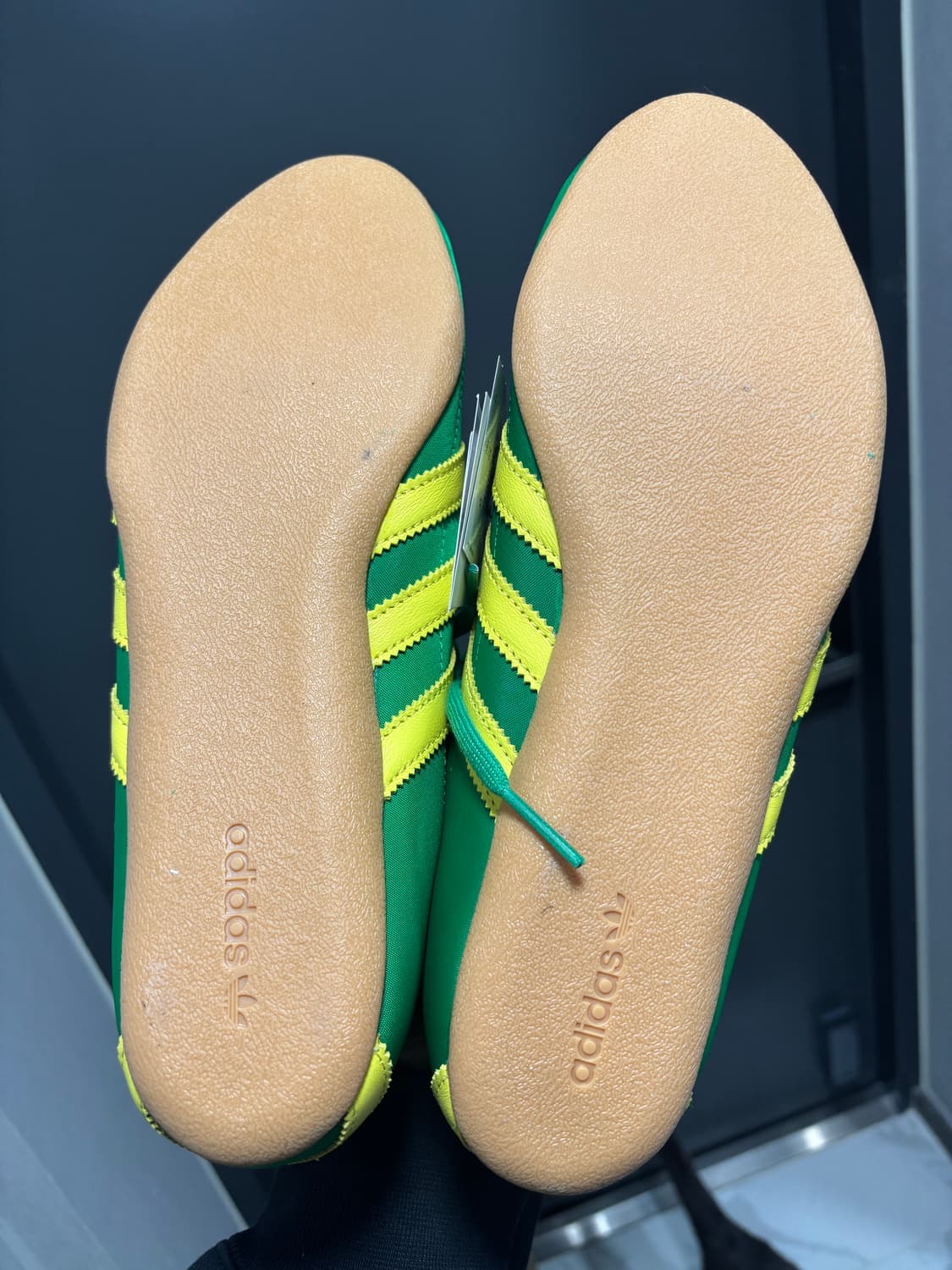 아디다스 도쿄 JI3298 (280) 상품이미지4