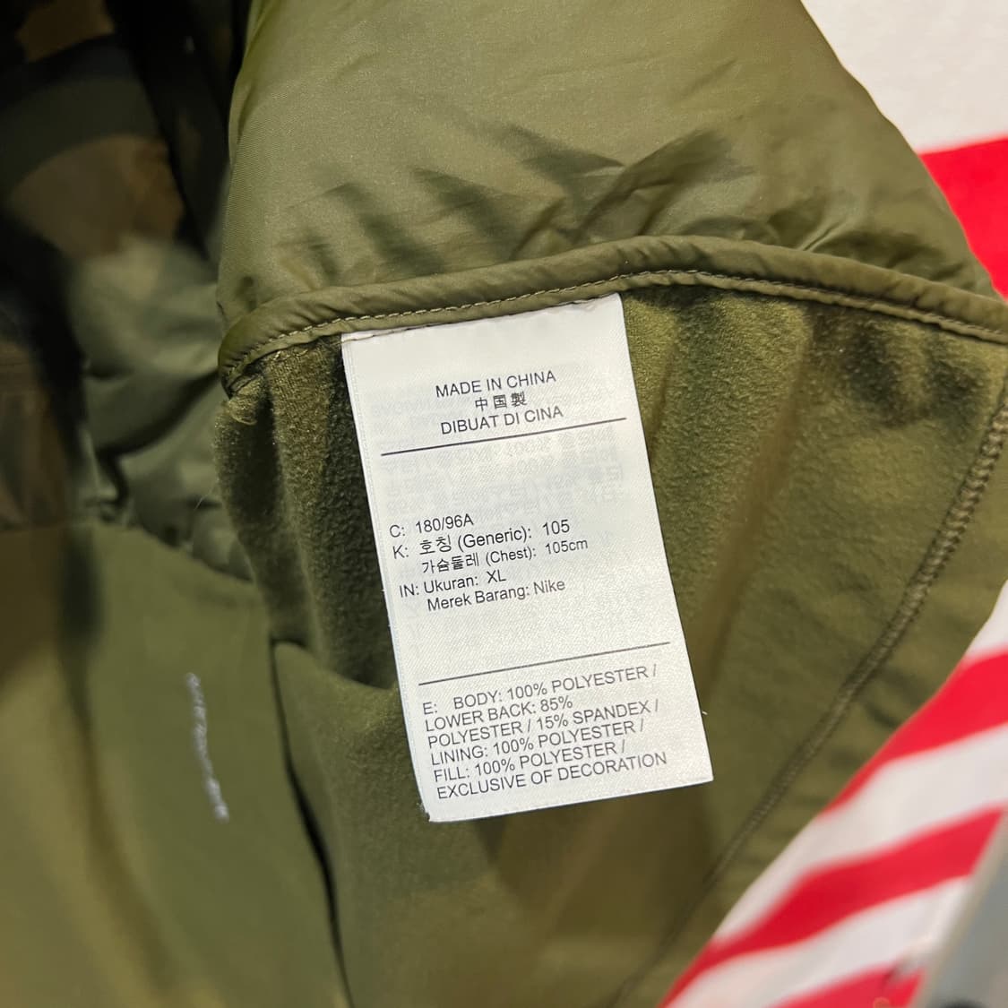 나이키 에어로로프트 베스트 상품이미지4