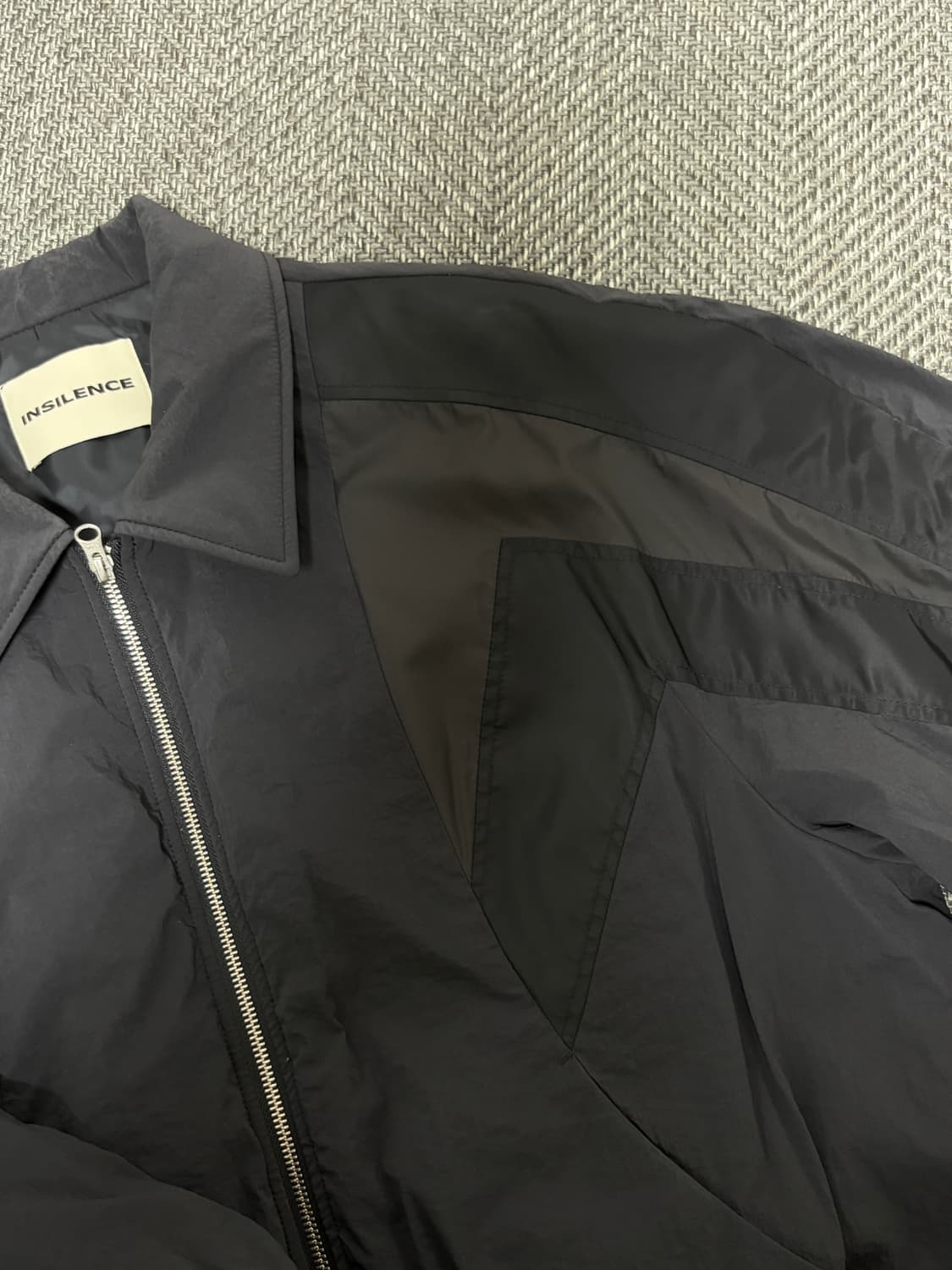 인사일런스 패디드 점퍼 M사이즈 상품이미지2