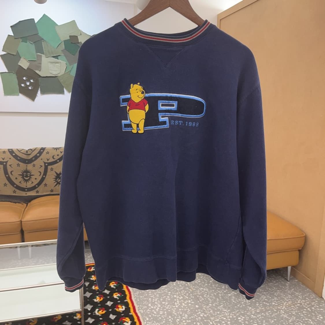 디즈니 푸우 유니크 희귀 키치 자수로고 맨투맨 C07407 상품이미지3