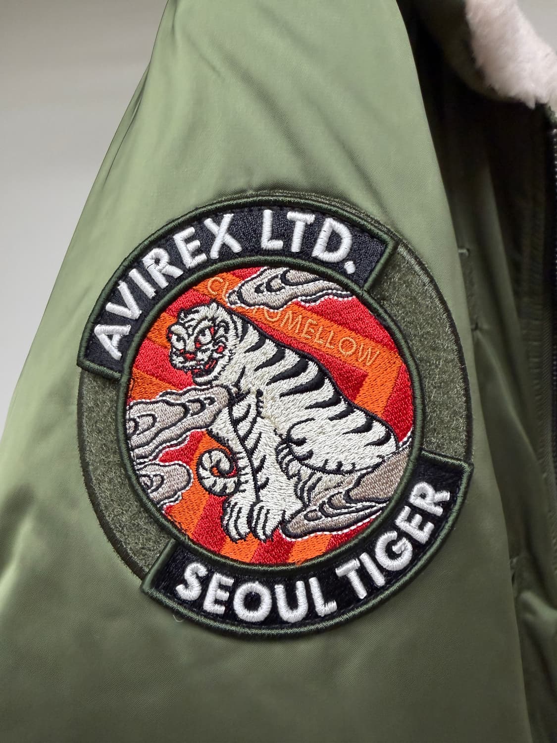 커스텀멜로우 x 아비렉스 B15 항공점퍼 구스다운 상품이미지4