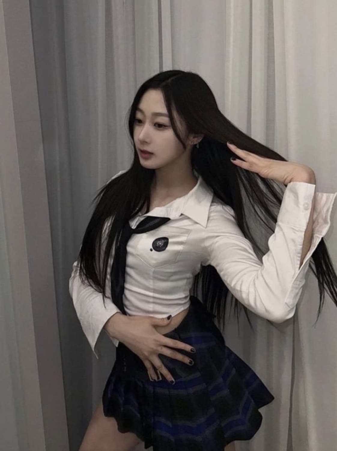 지젤 착용)) 달링유어 배드 로즈 크롭 셔츠 상품이미지2