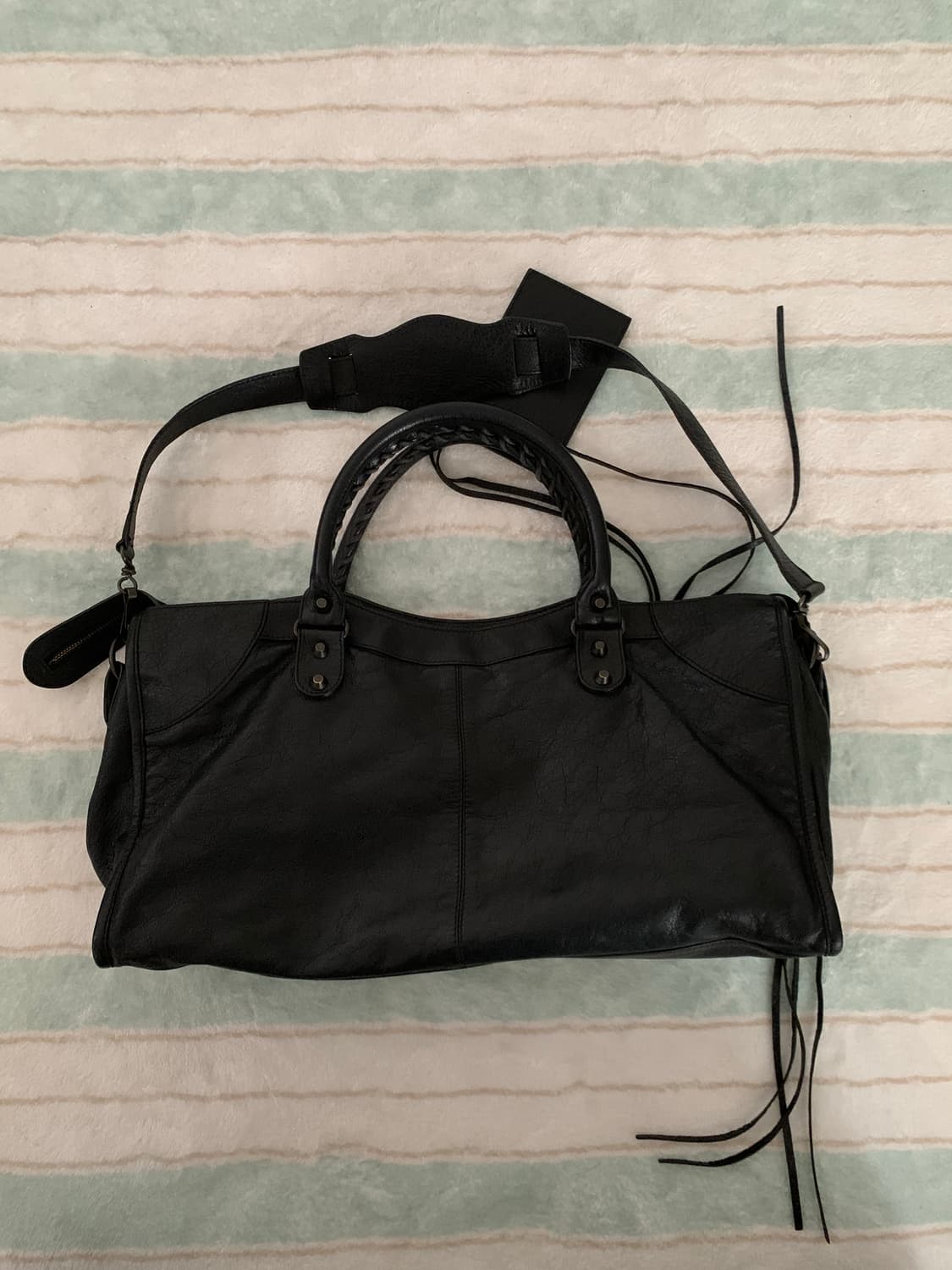 발렌시아가 모터백 블랙 시티백 라지 올블랙 상품이미지7