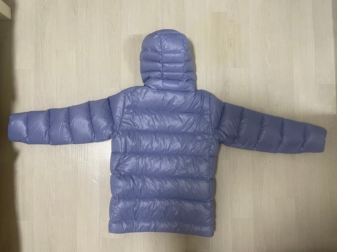 파타고니아 키즈 하이로프트 다운패딩 L(새상품) 상품이미지2