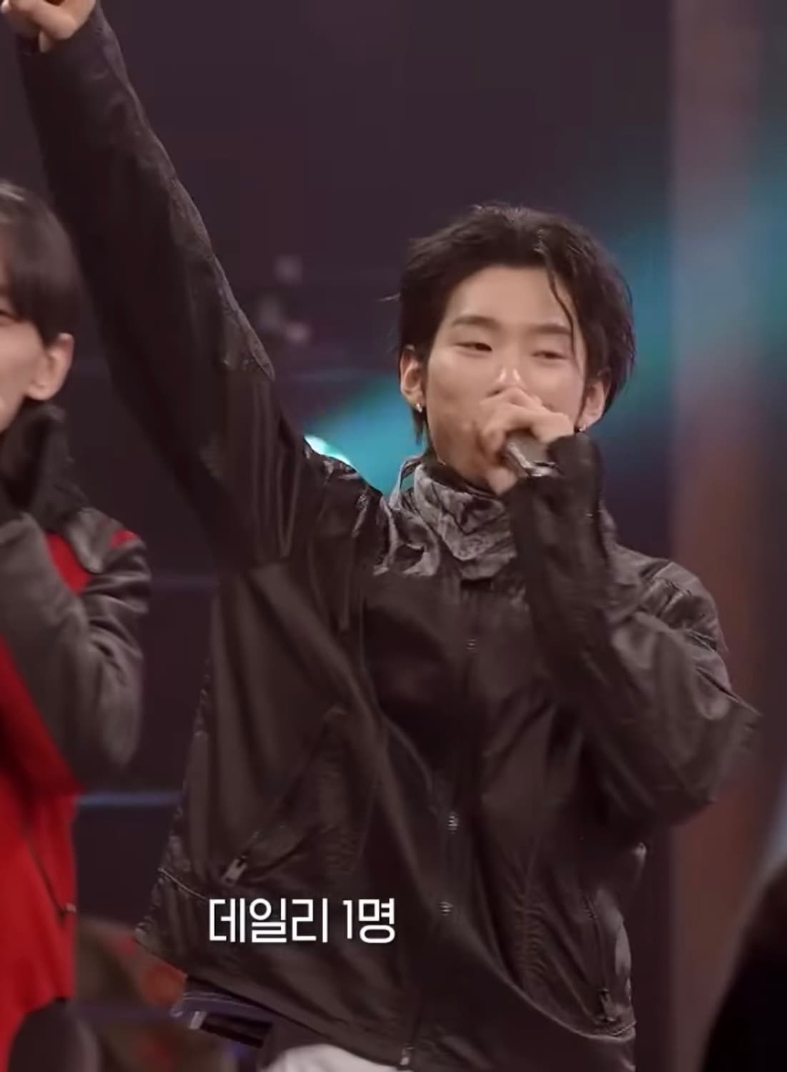 나우아임영이 쇼미12 디스전때 입은 자켓 정보 궁금합니다 ㅠㅠ  상품이미지1