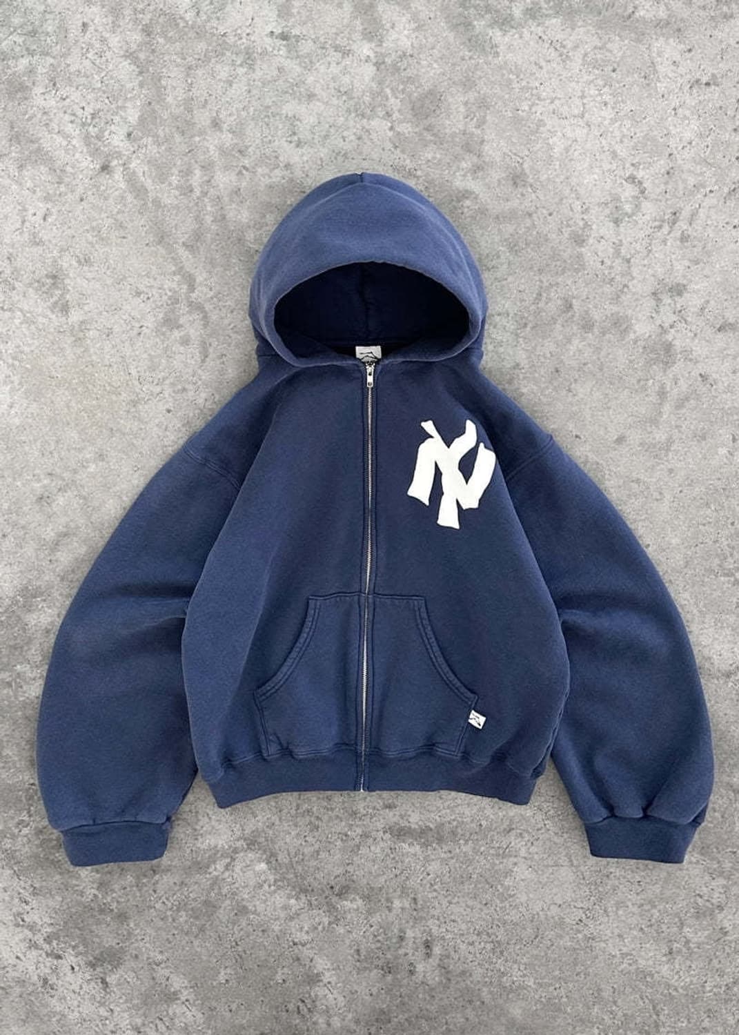 Akimbo Club NY noodle zip-up hoodie Navy 상품이미지1
