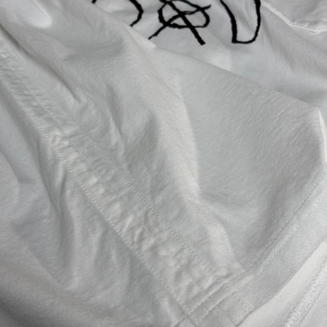 50) 솔로이스트 media is not goxod 반팔 티셔츠  상품이미지8