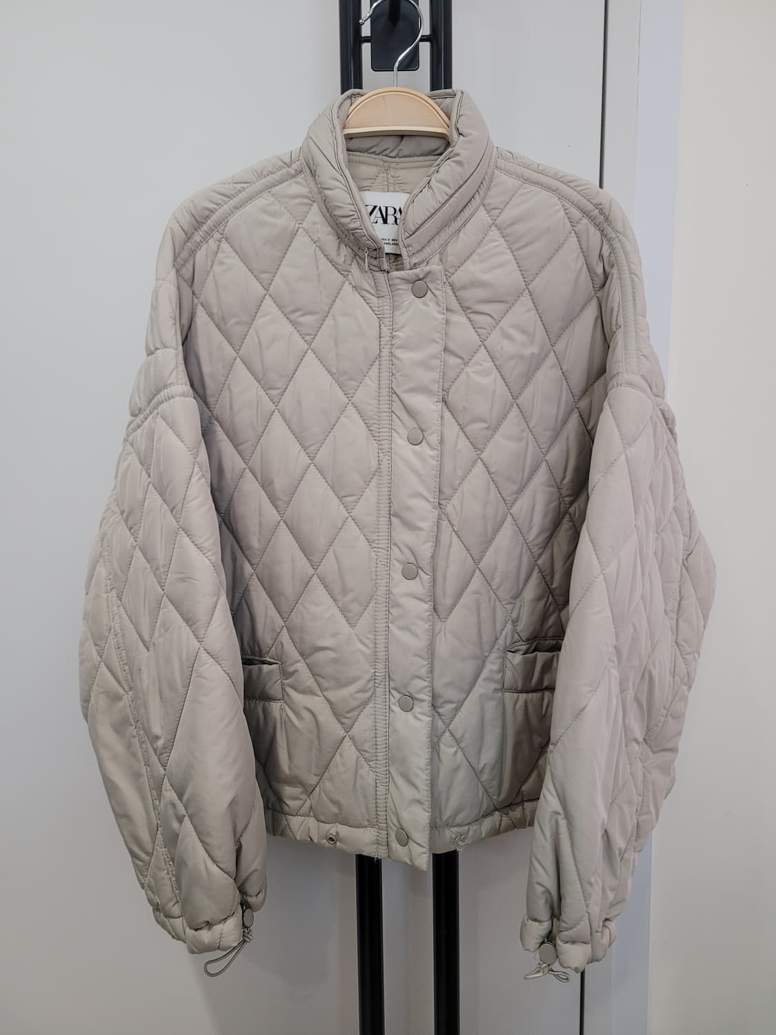 자라 베이지 퀼팅 봄버 자켓 S사이즈 55~77 상품이미지1