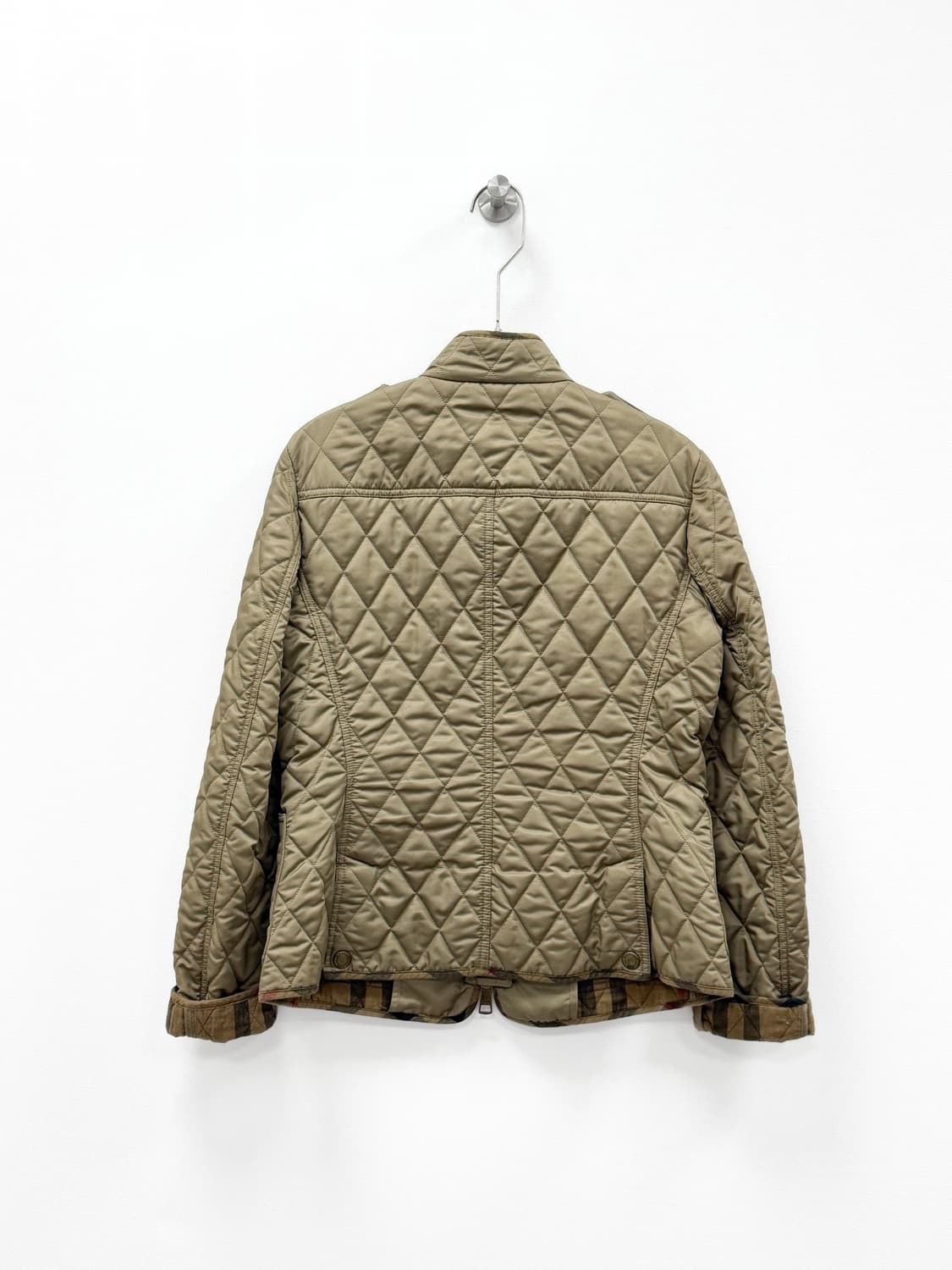 버버리 브릿 다이아몬드 퀼팅 자켓 상품이미지4