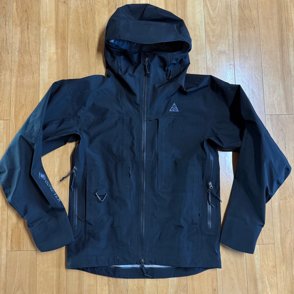 나이키 ACG 고어텍스 미저리 릿지 자켓 블랙 US xs 상품이미지1