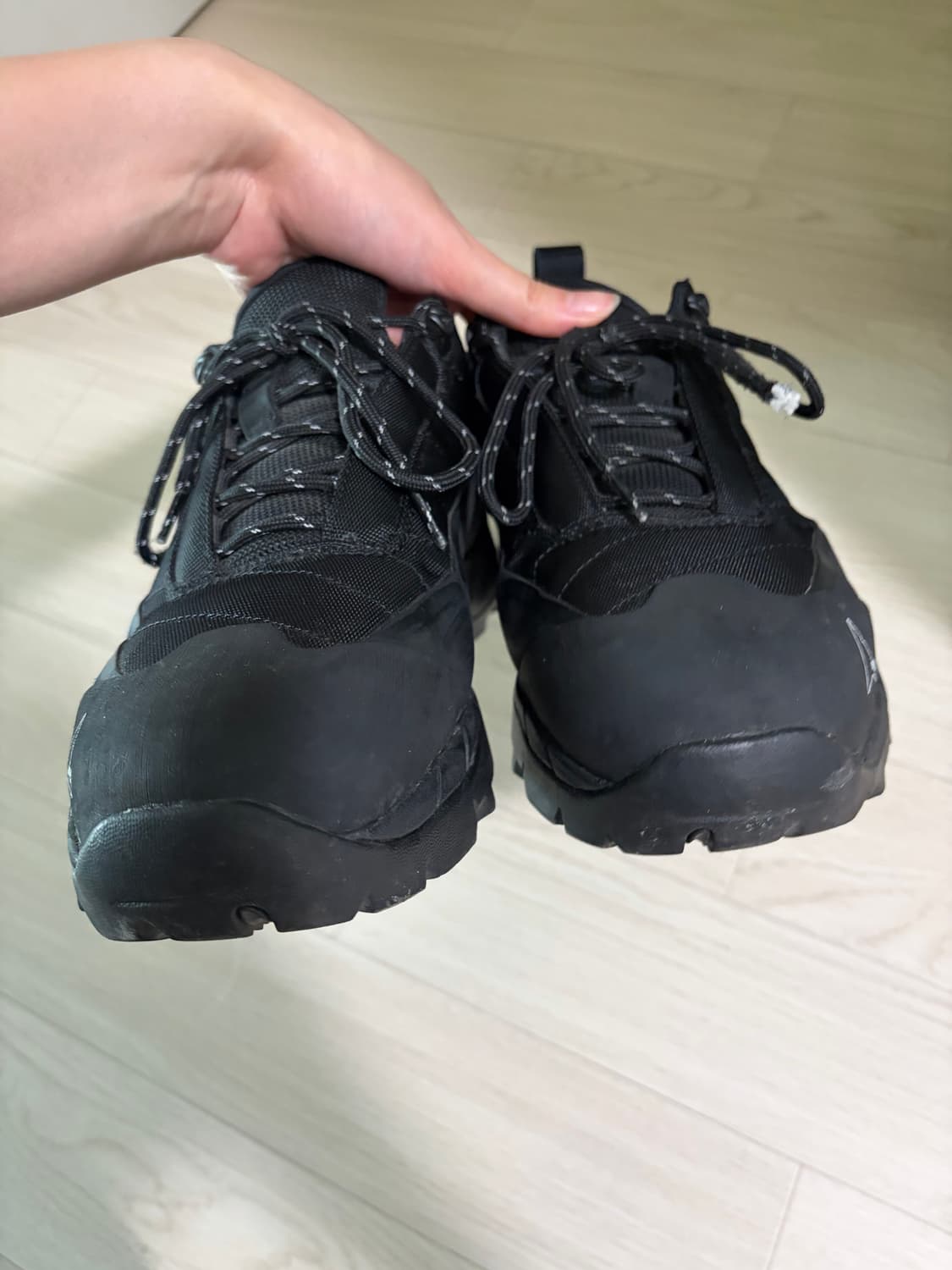 로아 하이킹 카타리나 블랙 상품이미지2