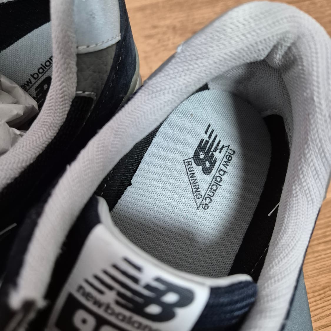 [새상품] 뉴발란스 네이비 996 265사이즈  상품이미지3