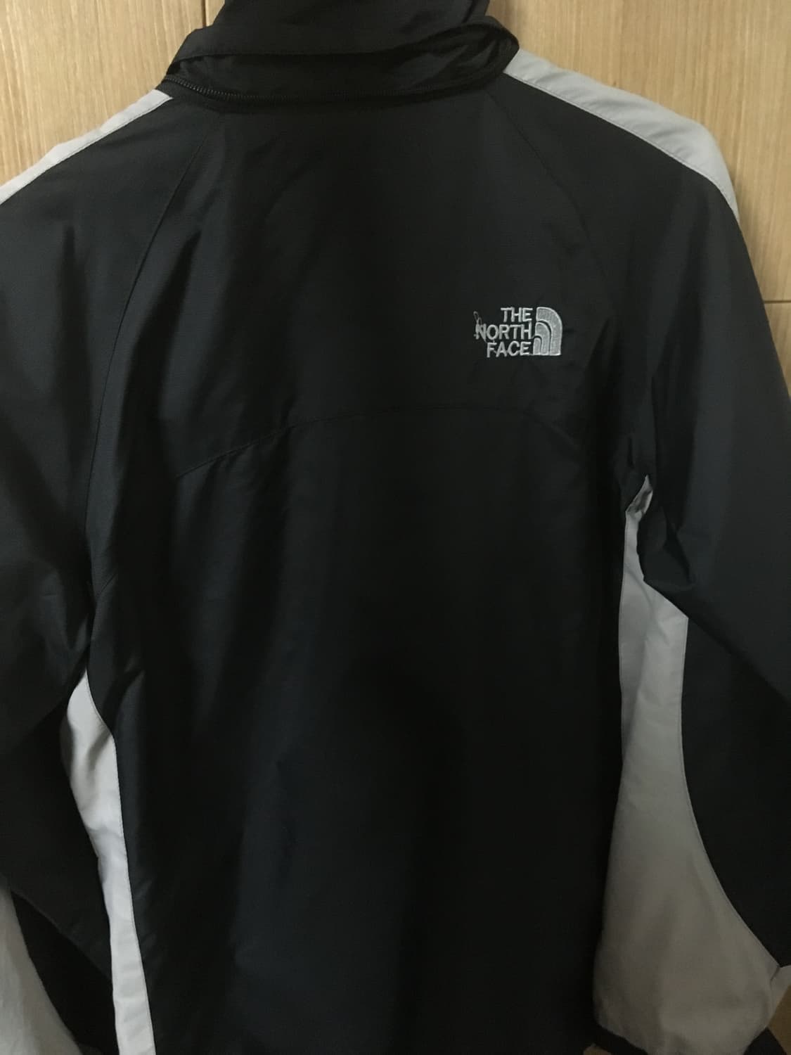 노스페이스 고어텍스 바람막이 상품이미지2
