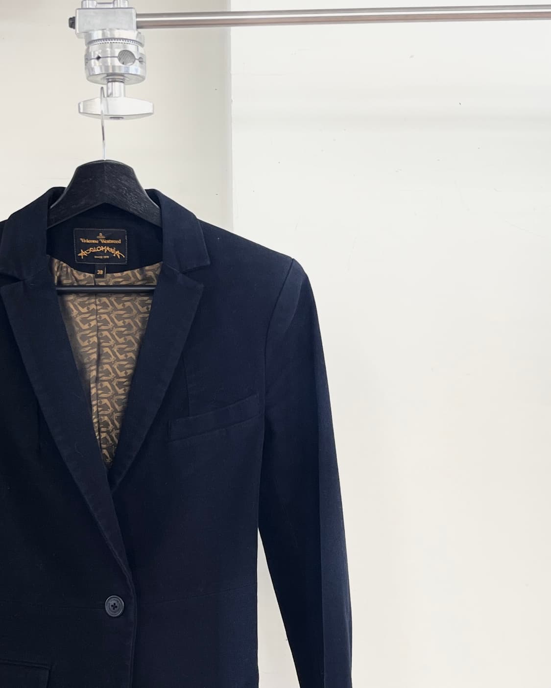 비비안 웨스트우드 블랙 싱글 버튼 블레이저 상품이미지4