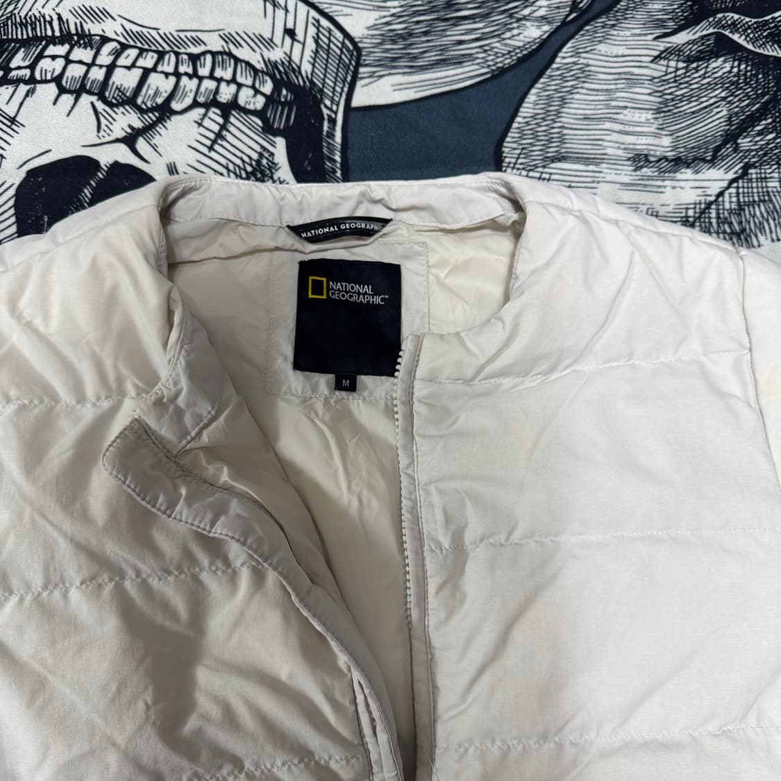 내셔널지오그래픽 노카라 경량 패딩 95 M사이즈 상품이미지2