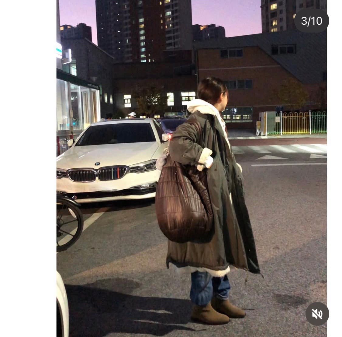 브라운 패딩 숄더백 상품이미지7