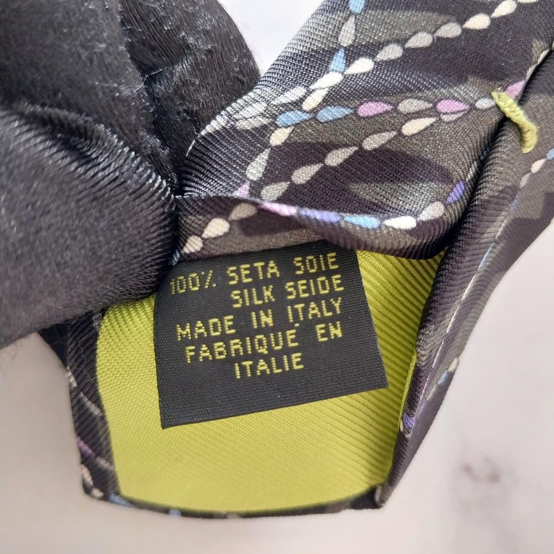 에밀리오 푸치 실크 블랙 지오메트릭 넥타이 8.7cm A+등급 K1344 상품이미지10