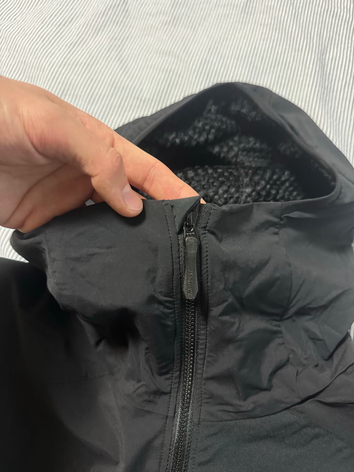 아크테릭스 프로톤 라이트웨이트 후디 블랙 S 상품이미지4