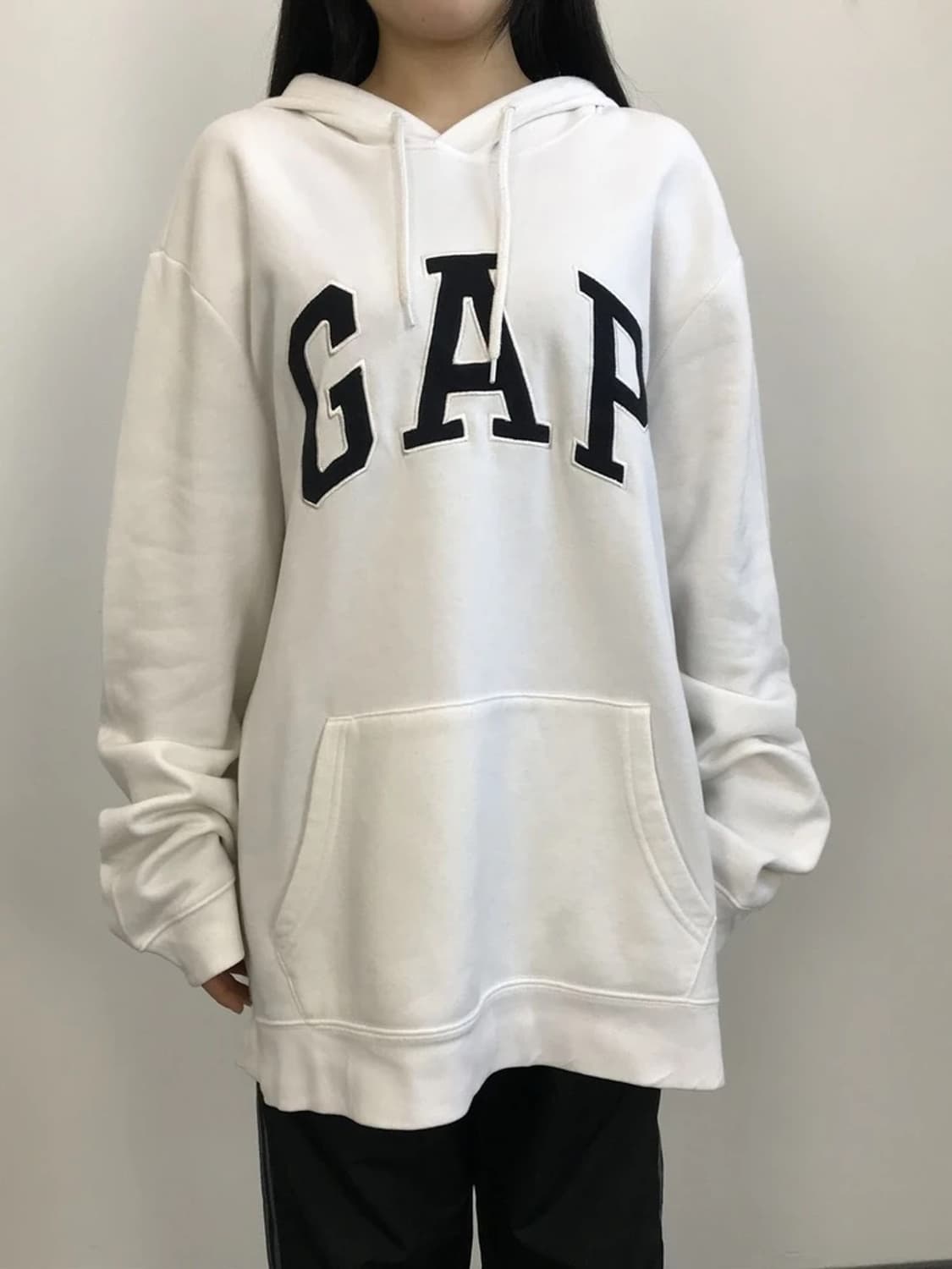 GAP Arch Logo Hoodie Ivory 상품이미지1