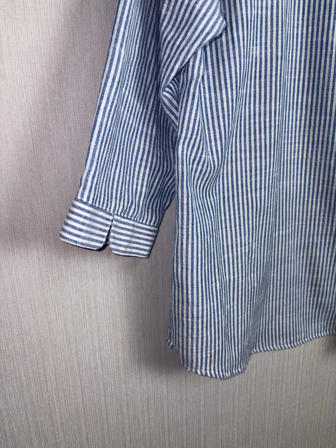 스트라이프 포인트 단추 블라우스 상품이미지9