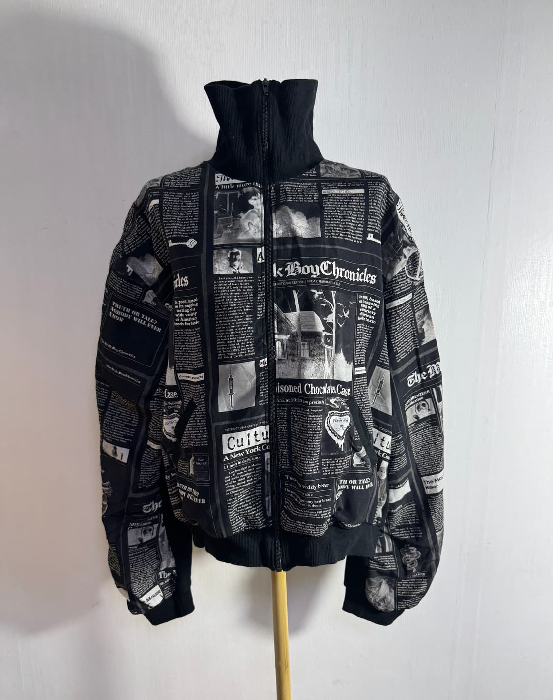Milk boy 뉴스페이퍼 스웻 집업 자켓 y2k 펑크 존 갈리아노 상품이미지3