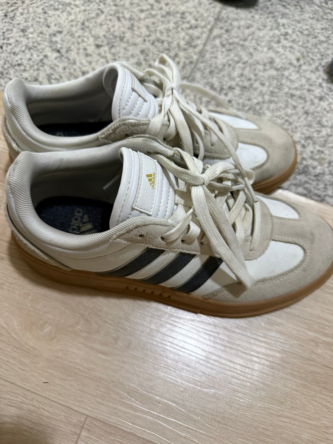 아디다스 그라디스 250 상품이미지1
