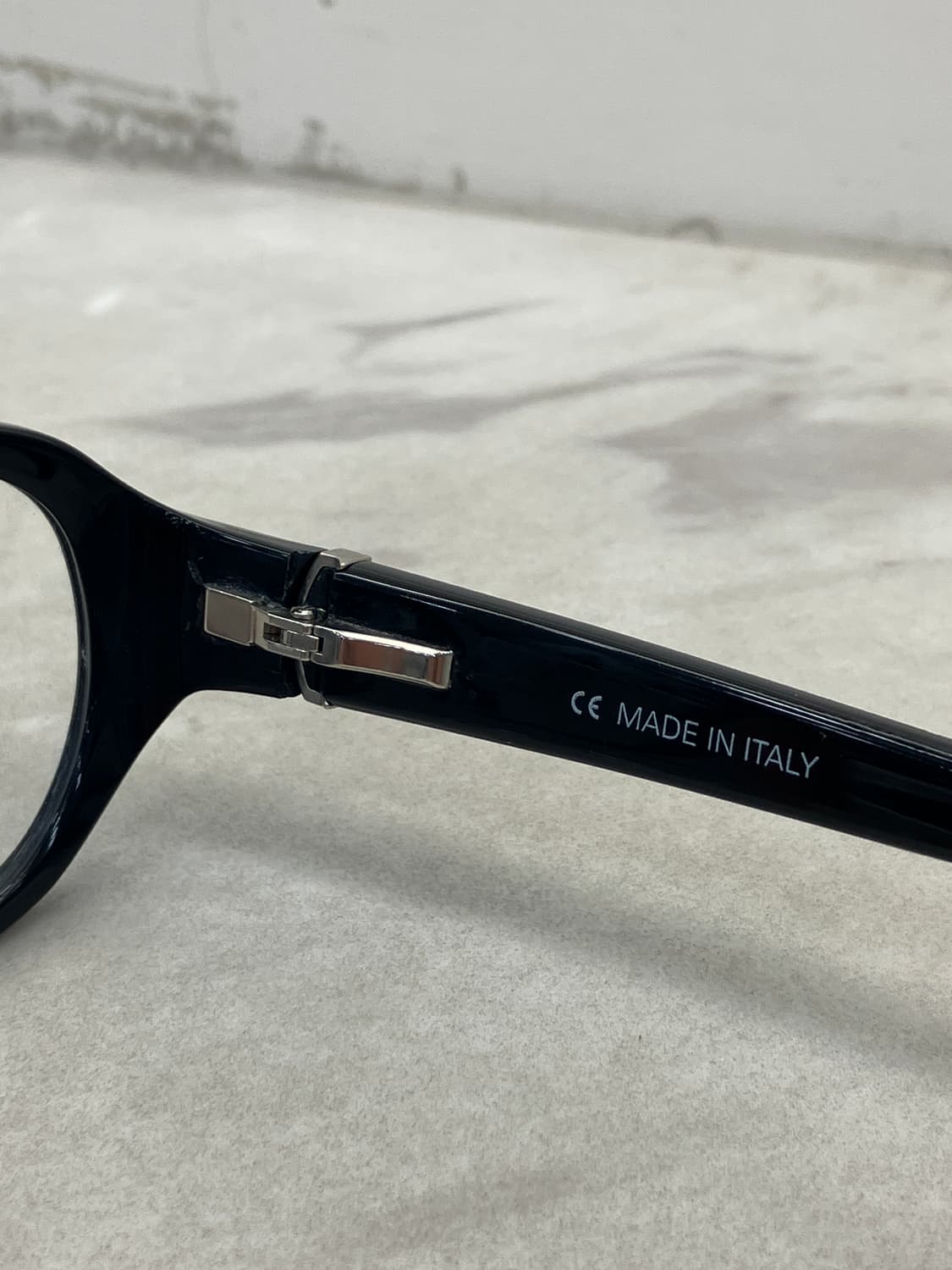 로에베 LOEWE 블랙 오벌 뿔테 안경 상품이미지8